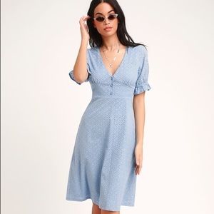 🆕Lulu’s eyelet lace midi dress